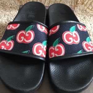 Women’s Gucci Slides